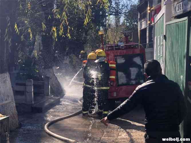 丽江古城开展消防应急处置演练 确保春节平安