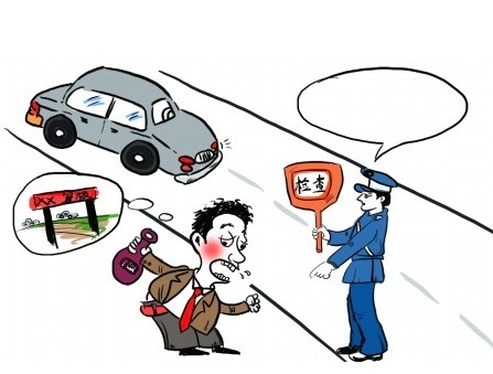 酒后驾驶教练车 教练秒变“新学员” 被刑拘15日罚款5000元 (1).jpg