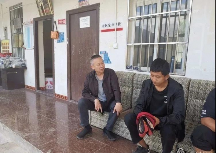 昝霖到宁蒗拉伯调研指导脱贫攻坚 (1).jpg