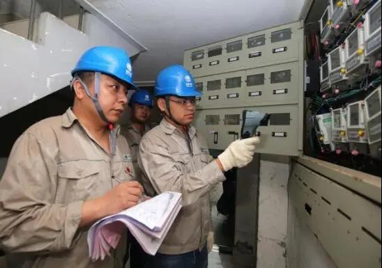 宁蒗又一用户偷电被罚一万两千元 偷电情节特别严重的可判刑！ (1).jpg