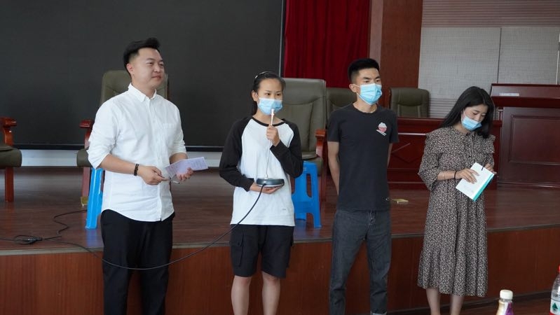 2020年丽江市新晋导游岗前培训在市文化和旅游局开班 286名新晋导游参加培训 (1).jpg