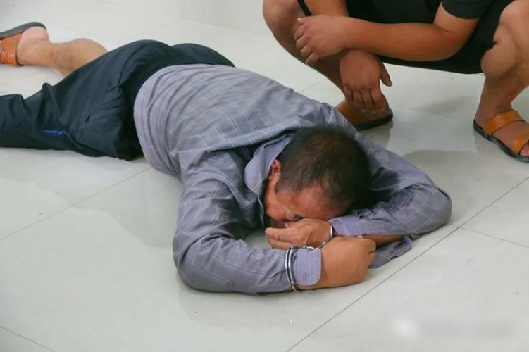 阻扰法院查封房产 华坪煤老板戏精上身2.jpg