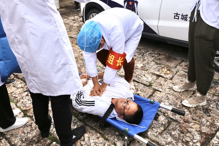 防患于未然  大研街道开展街道山洪灾害及城市防洪应急演练 (6).jpg