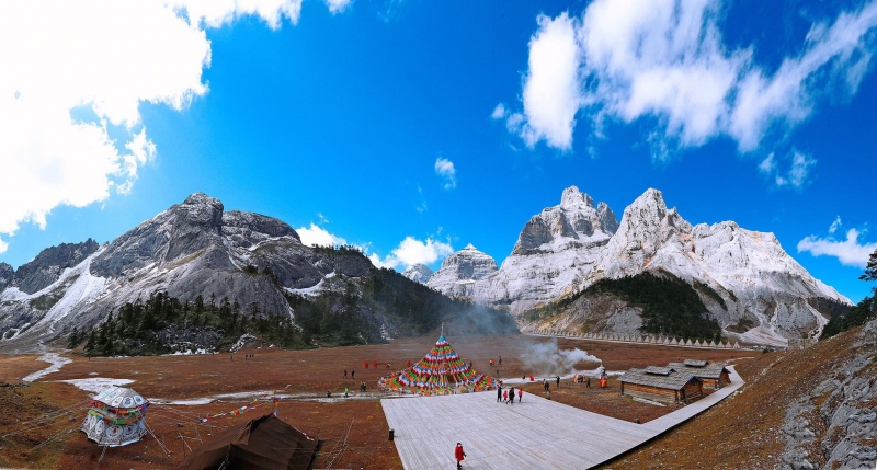 巴拉格宗 地图上曾找不到的藏地秘境 如今已是人间天堂 (3).jpg