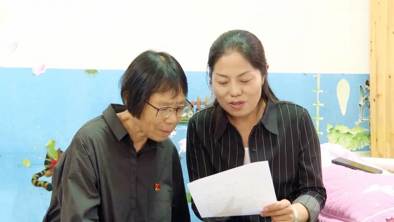 市委宣传部部长何玉兰对华坪县进行实地慰问 (3).jpg