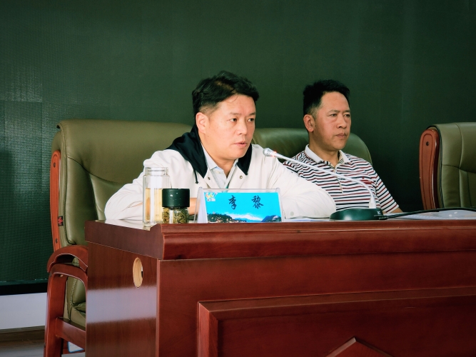 全市180家旅行社企业负责人被集体约谈，“三打三不”规范丽江旅游“五大关口” (1).jpg