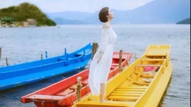 泸沽湖的秋季，每分钟都足够惊艳，你一定没看过！ (5).jpg