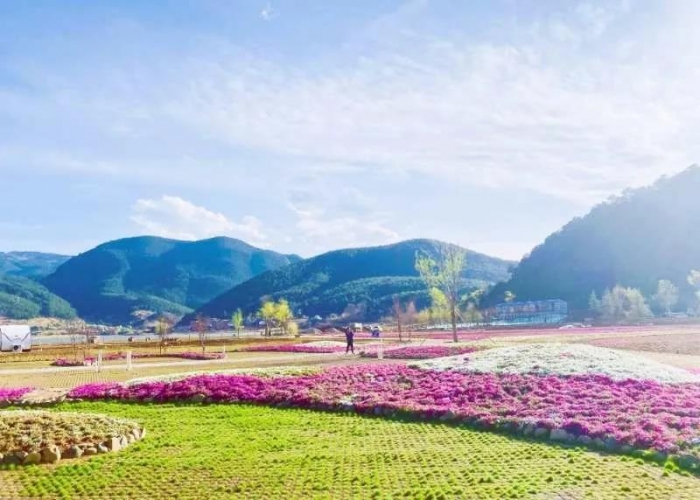 来泸沽湖又有新玩法啦！热气球、动力滑翔伞、全地形车…就在摩梭小镇 (4).jpg