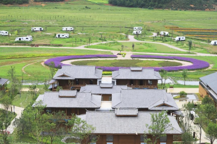 来泸沽湖又有新玩法啦！热气球、动力滑翔伞、全地形车…就在摩梭小镇 (8).jpg