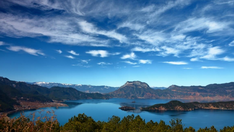 来泸沽湖又有新玩法啦！热气球、动力滑翔伞、全地形车…就在摩梭小镇 (8).png