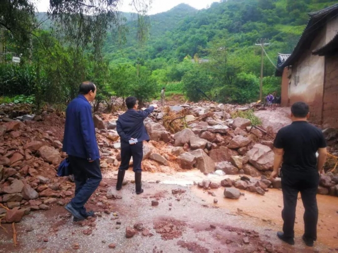 六德乡境内普降暴雨成灾，永胜县下一步工作是…… (3).jpg