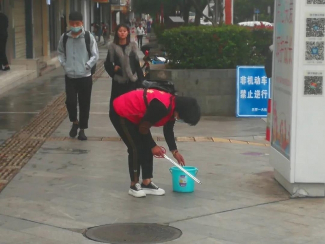 志愿服务，让七星街变得更整洁、更有序！3.jpg