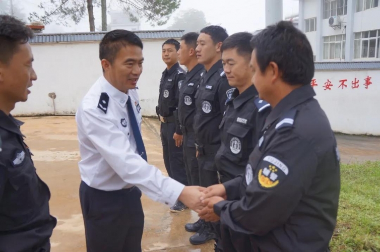 田锐文副市长到永胜县基层派出所调研6.jpg