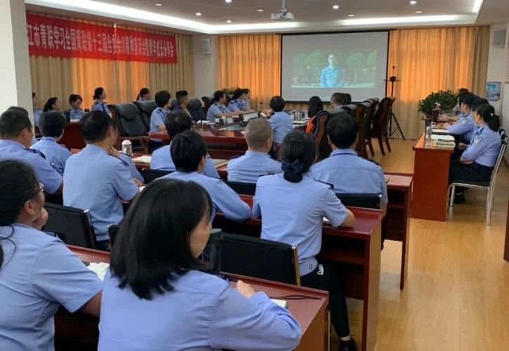 全国青联第十三届全委会议召开，挥带头引领作用、以实际行动践行初心信念 (3).jpg