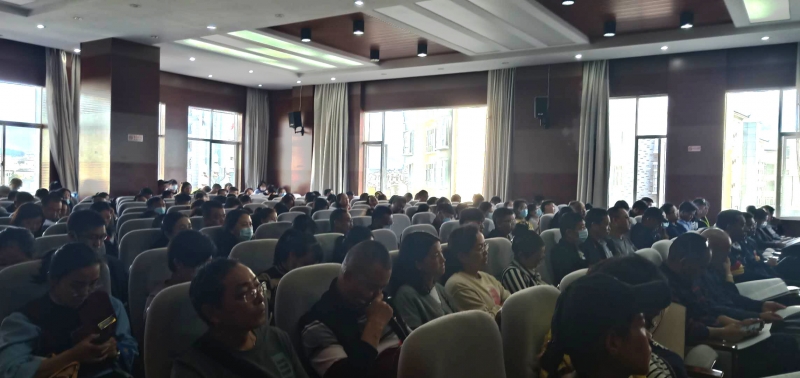 2020年国庆中秋假日接待工作安排部署会议强调安全、文明、顺利度节 (2).jpg