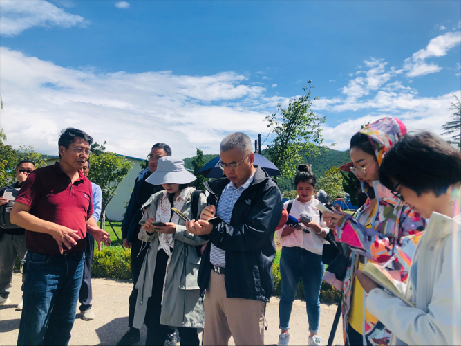 爱泸沽湖胜过爱自己的眼睛 投资93亿元24个保护治理项目稳步推进 (6).png