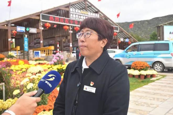 “双节”过半，玉龙雪山游客共计约8万人 (6).jpg