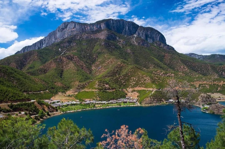 泸沽湖，值得一去！ (7).jpg