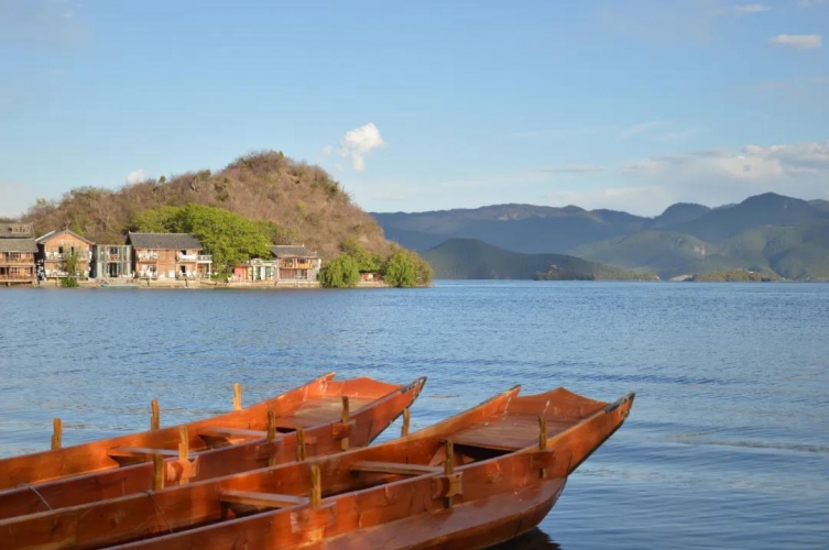 泸沽湖，值得一去！ (16).jpg