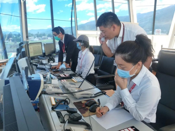 丽江机场开展“安全生产月”安全检查2.jpg