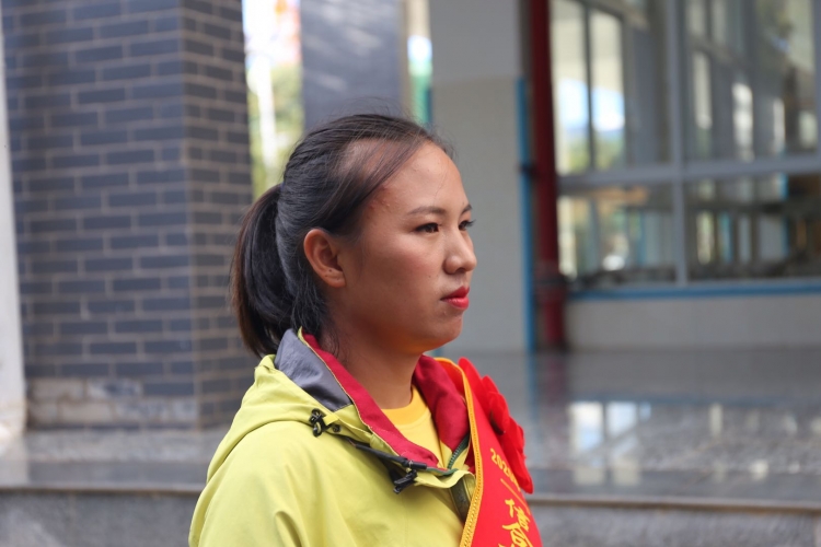 “环卫工人节” 让我们向平凡岗位上不平凡的他们致敬！ (1).jpg