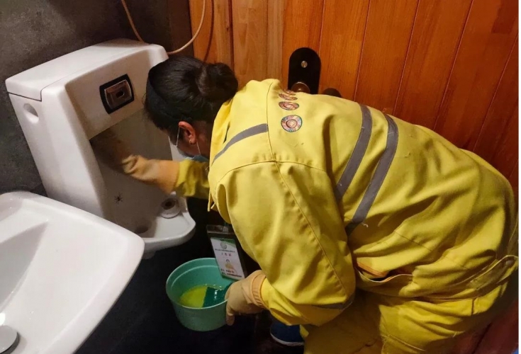 进一步推进爱国卫生“七个专项行动”，丽江城市综合服务公司这样做… (4).jpg