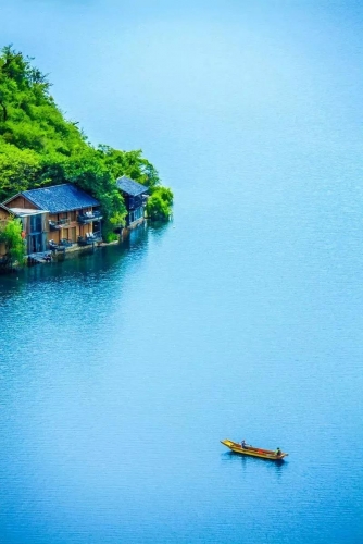 泸沽湖，一个会让你一去再去的地方！ (24).jpg