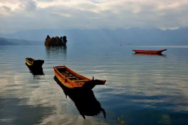 这个秋天，最美泸沽湖那一抹黄色！ (7).jpg