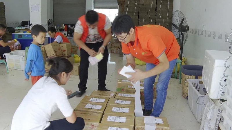 华坪县：“党建 ” 催开产业致富花——华坪县党建引领走好产业扶贫之路 (7).jpg