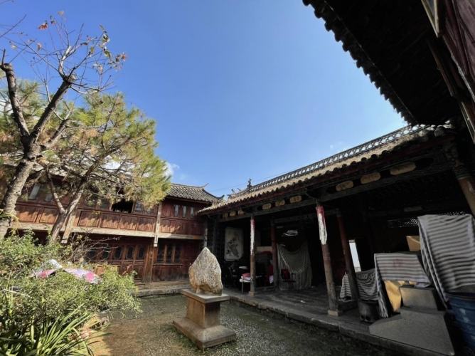 隐藏于闹市中的丽江福慧双修阁 悠扬的古乐叮嘱我们不要遗忘2.JPG