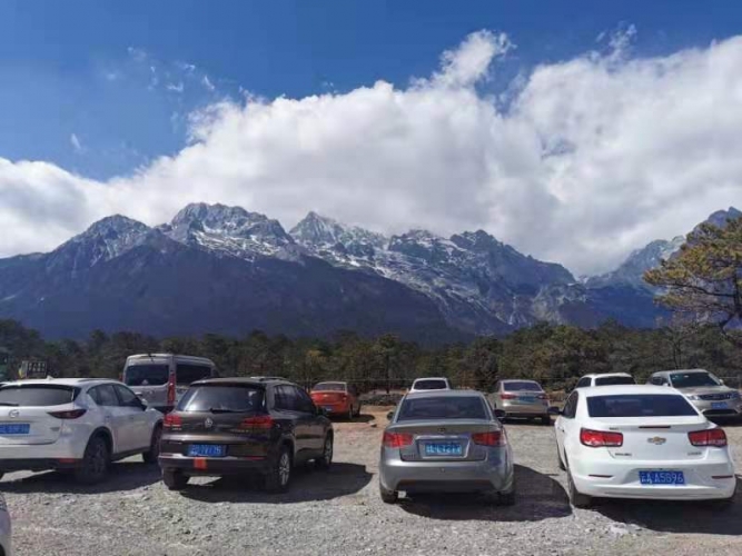 春节假期玉龙雪山景区接待游客5.4万人 其中散客4.6万人1.jpeg