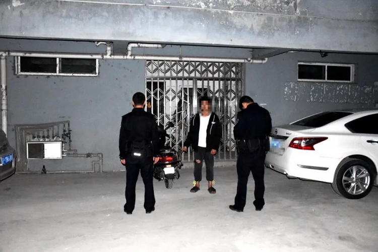 华坪警方快速打掉一个摩托车盗窃团伙，追回被盗摩托车3辆 (2).jpg