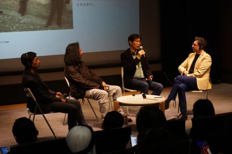 “返朴求真——泸沽湖文化艺术考察与创作展”在北京开幕 (1).jpg