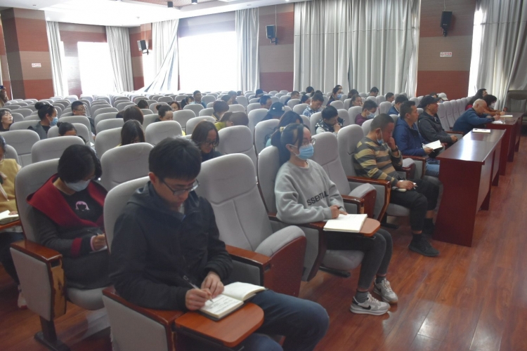 丽江市文旅局召开党史学习教育动员大会，推动丽江市文化和旅游业高质量发展 (3).jpg