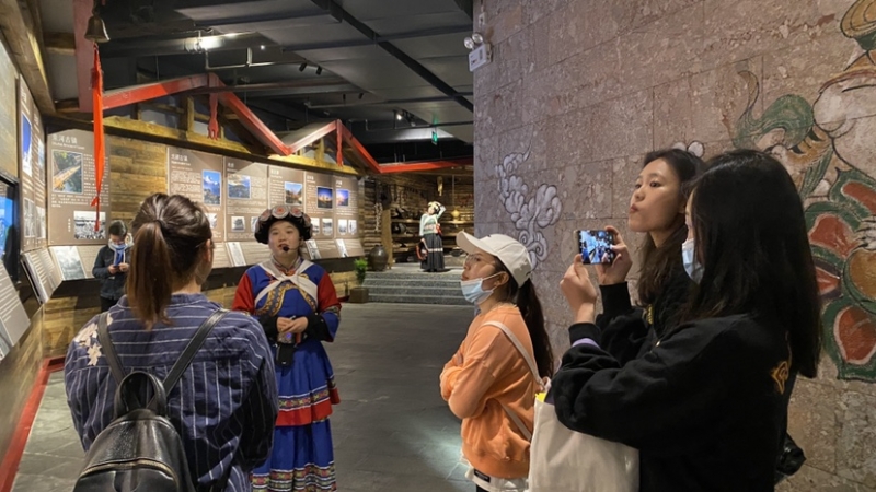 新媒体行 (6).jpg