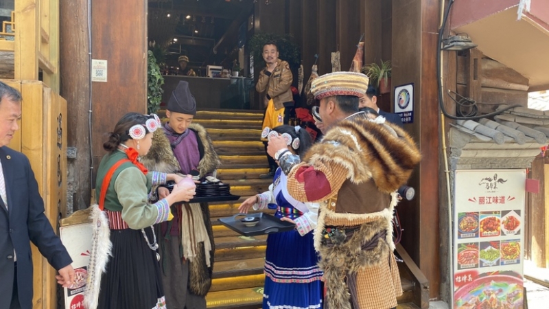 新媒体行 (4).jpg