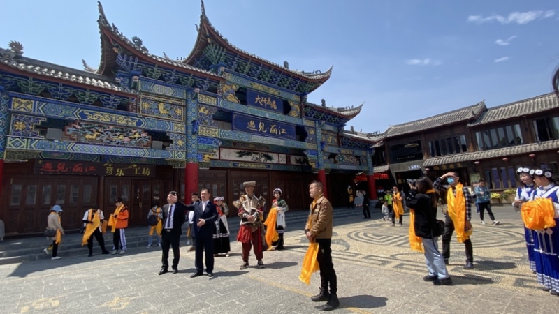 新媒体行 (11).jpg