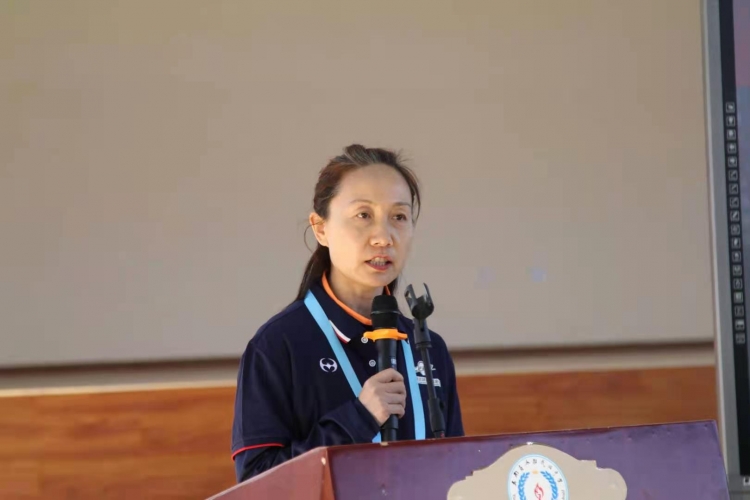 从小抓起！永胜全县幼儿园的娃娃们也踢上了足球 (4).jpg