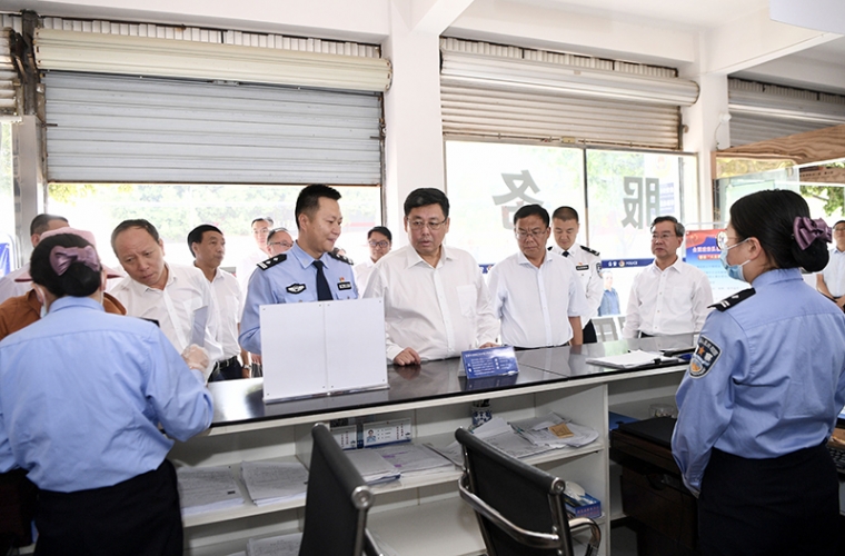 中央第十二督导组下沉玉溪市督导政法队伍教育整顿工作 (1).jpg