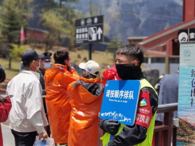 “五一”期间  玉龙雪山景区接待游客9 (6).jpg