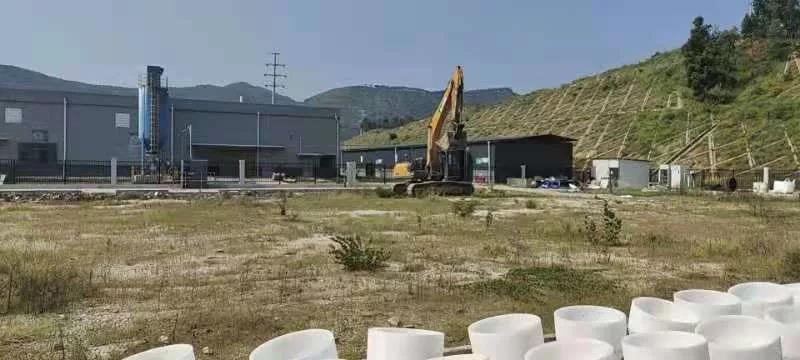 华坪工业园区石英坩埚二期项目开工建设 (2).jpg