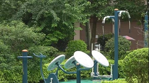 华坪县加快建设全民健身场地设施 全面构建“15分钟健身圈”.jpg