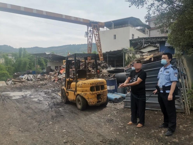 华坪警方破获多起盗窃案！ (2).jpg