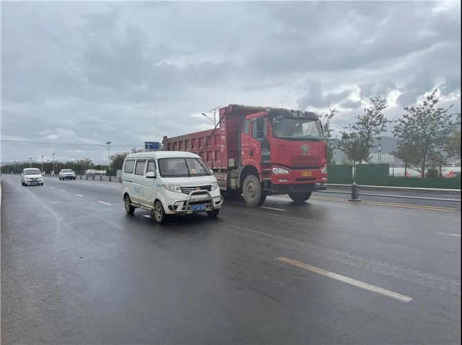 祥和东路实现双向通行 (1).jpg