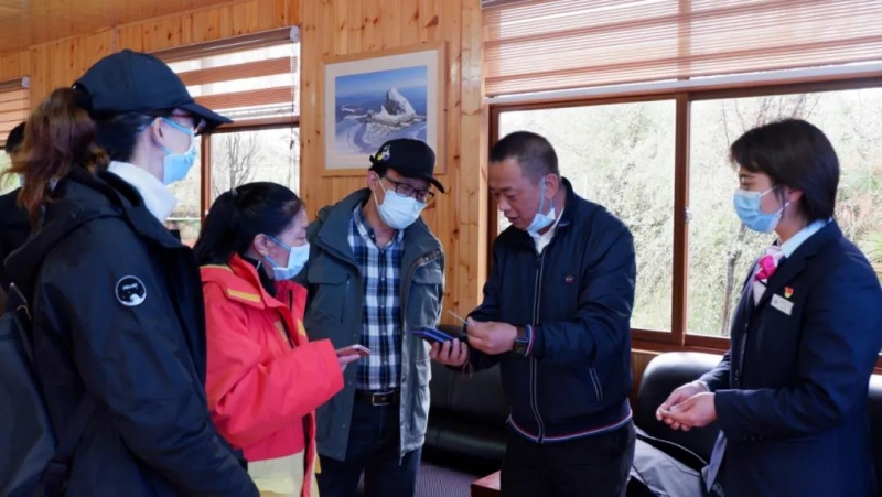 玉龙雪山景区接受第一批国家级文明旅游示范单位实地评定 (1).jpg