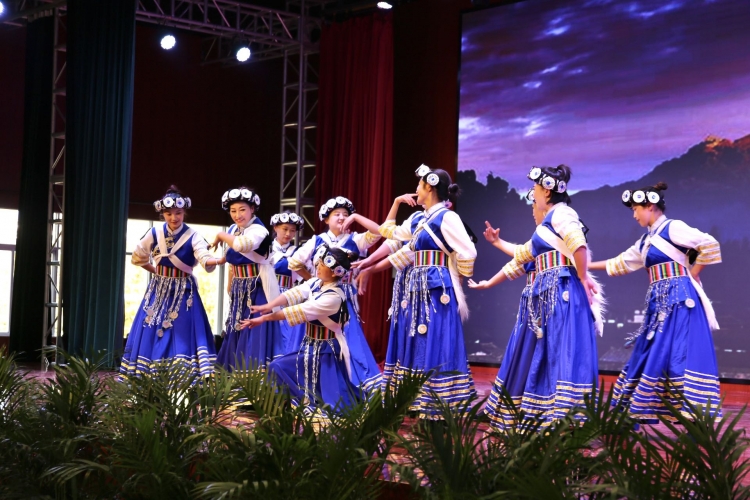 古城区庆祝第十八个“环卫工人节”  城市之美 感谢有你！ (4).jpg