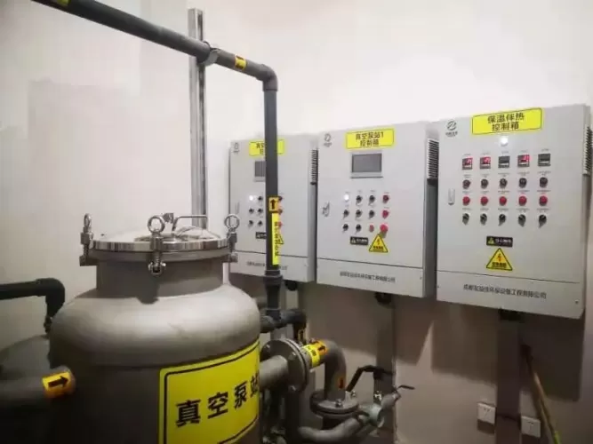 “真空厕所”落地丽江玉龙雪山