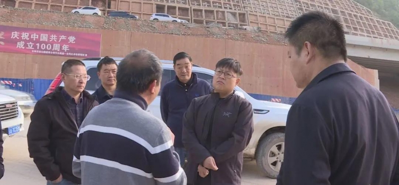 云南有块田农业科技有限公司考察组到华坪县考察农产业发展情况