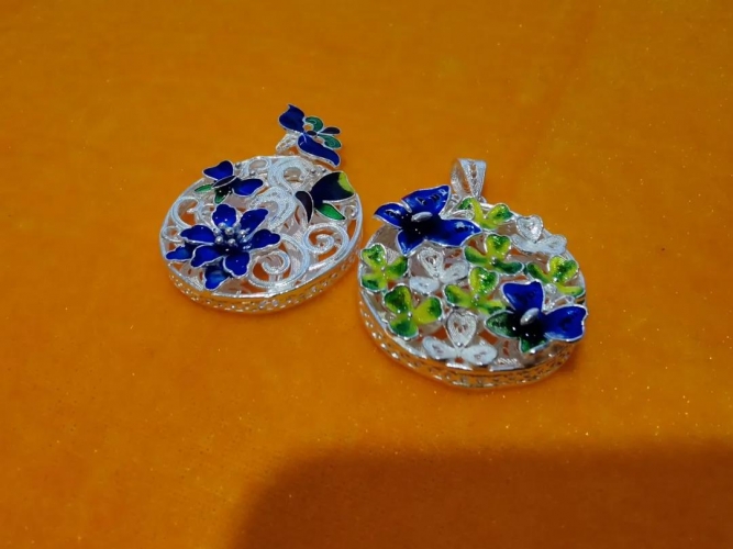 永胜县非物质文化遗产珐琅银器走出国门