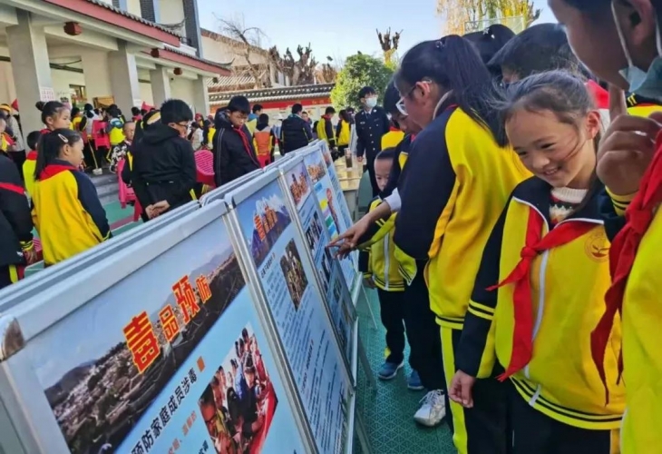 “反诈 反恐 禁毒 消防 防震”！这份“校园安全大礼包”干货满满 (1).jpg